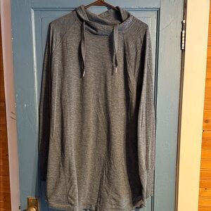 Tek Gear Women's Gray Tunic Top